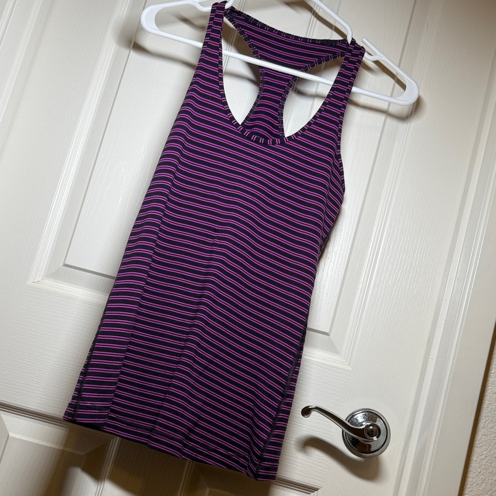 Lululemon tank. Size 6